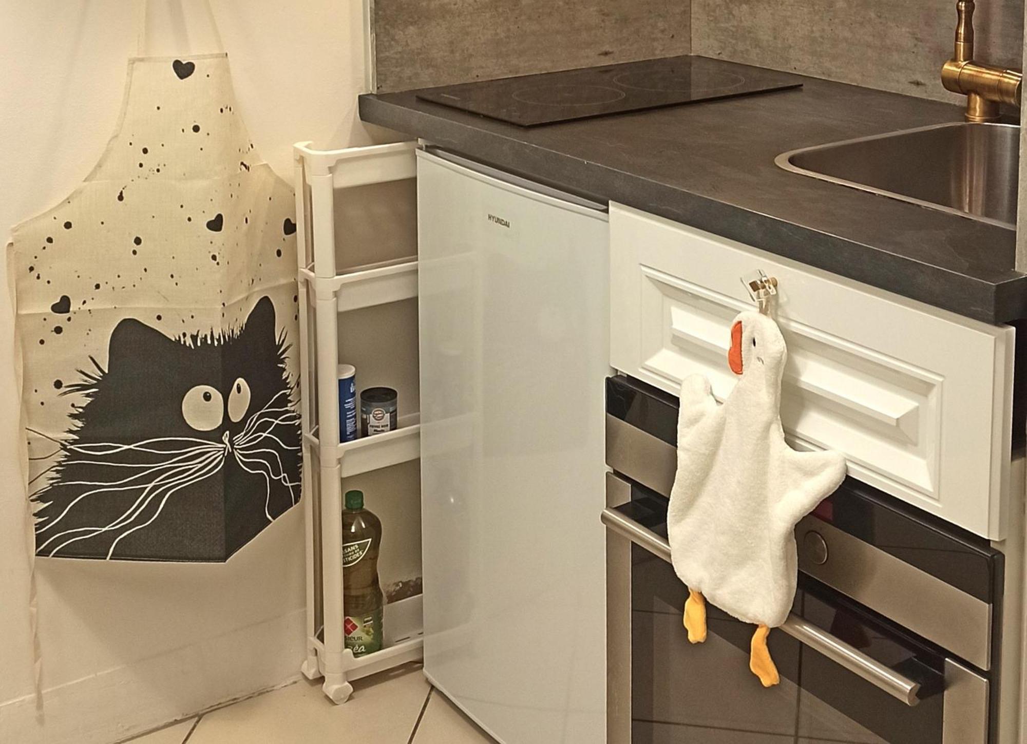 Appartement Petite Touche Douceur - Avec Parking Et Terrasse Proche La Defense *